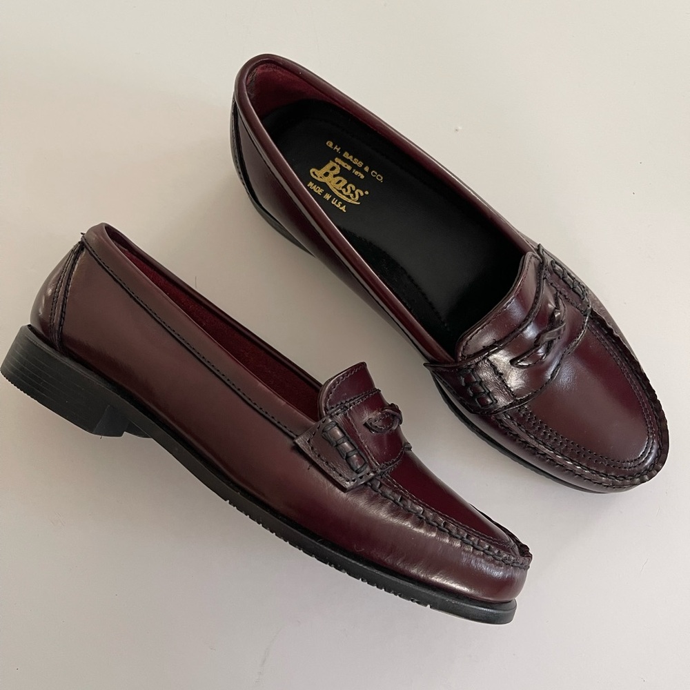 Bass Women's Burgundy Penny Loafers